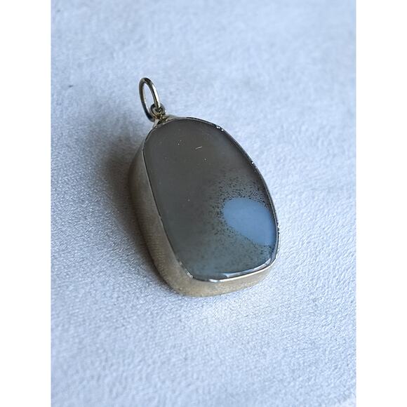 Gray Druzy Crystal Pendant Gold Tone Bezel Boho Spiritual Natural Stone Jewelry - Picture 6 of 6